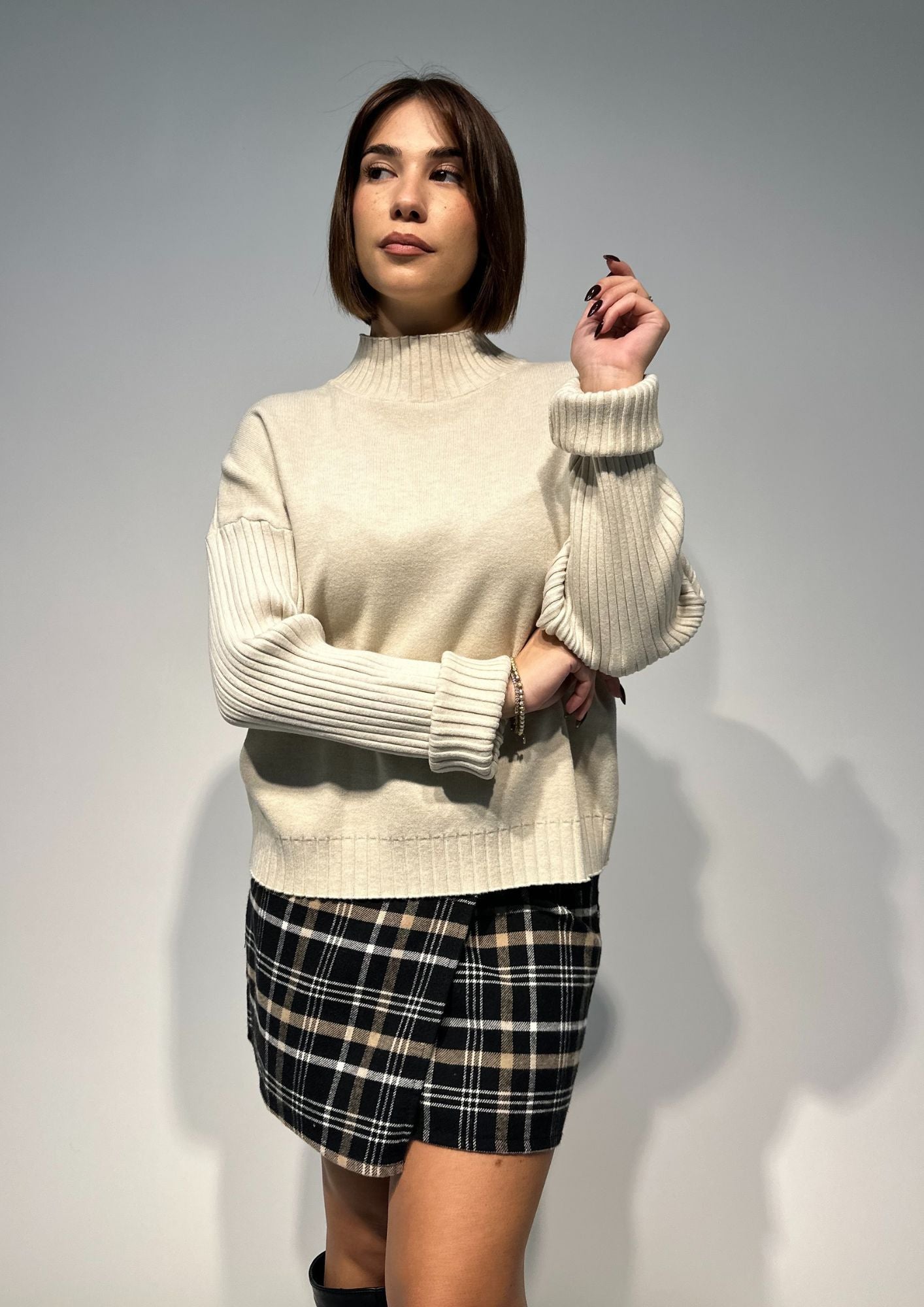 14B734010944_33|ca36f6c94dd1ca62624756ee2a4e2506