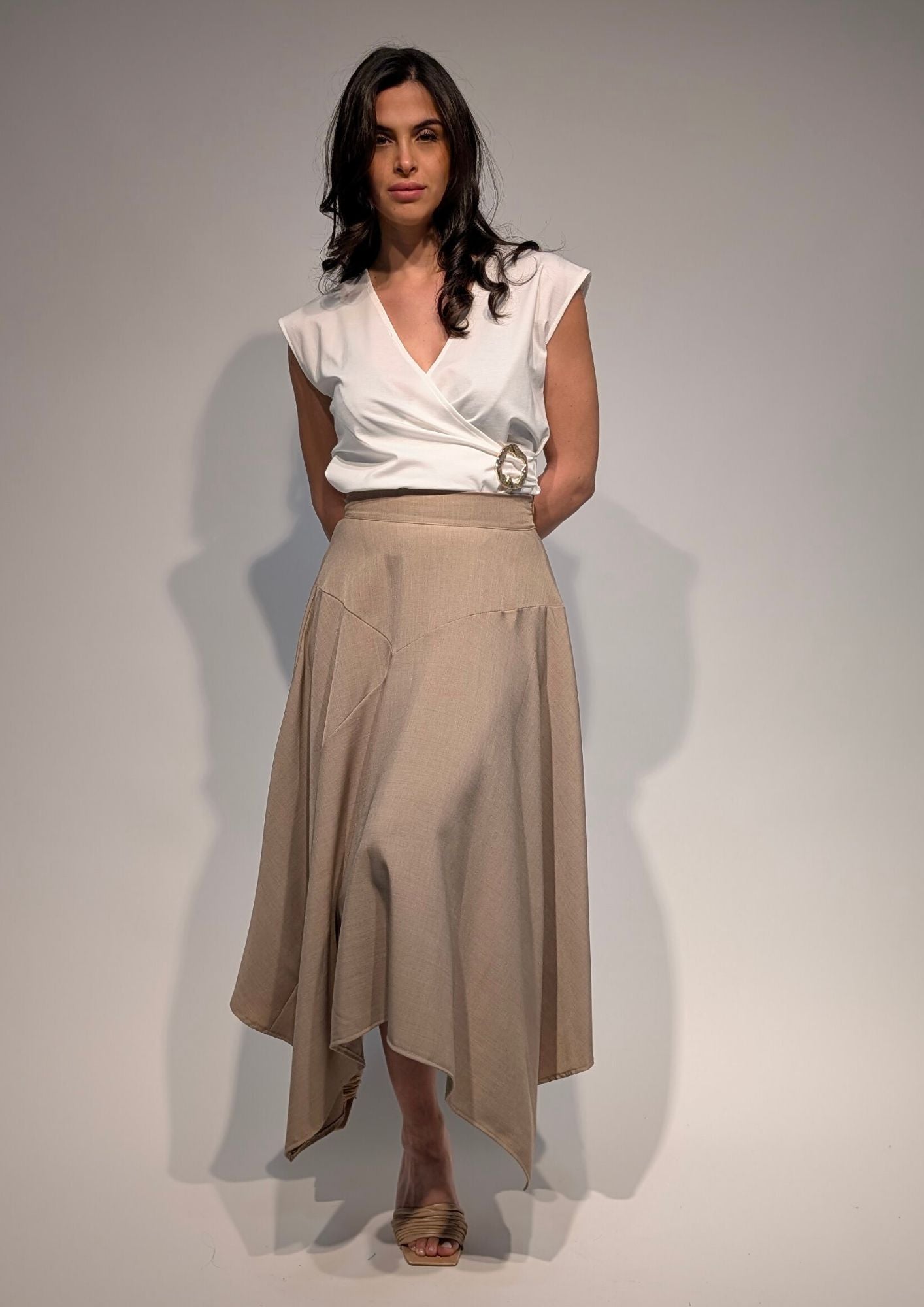 16D126016945_1|c82bf03dd3644a07d086a6a6a3e7f4d1